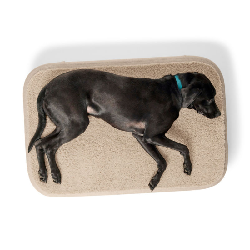 Orvis RecoveryZone FleeceLock Lounger Dog Bed